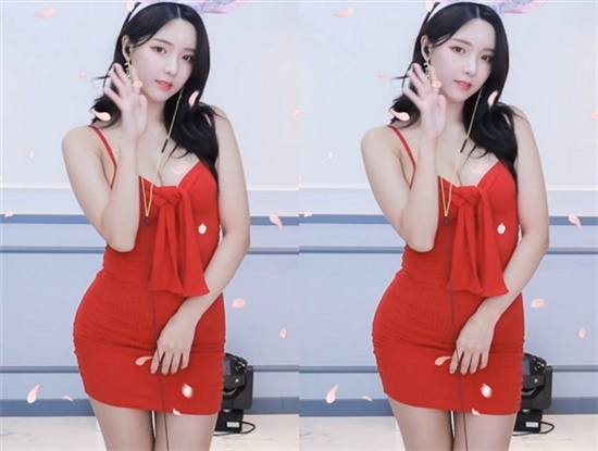 芭乐视频向日葵视频草莓视频色板